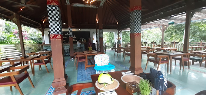 Kaukau Restaurant Ubud