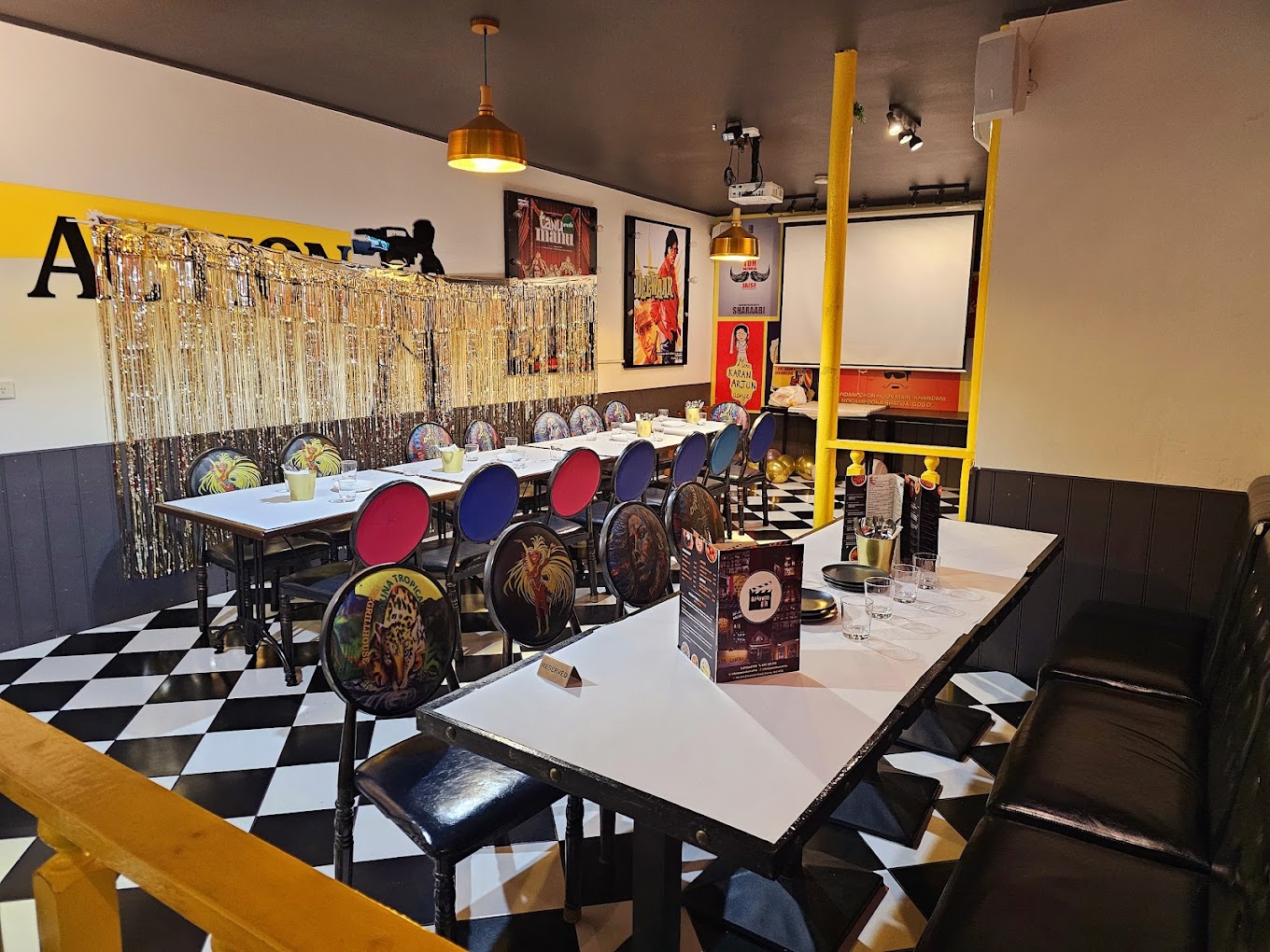 Bollywood Bar - Indian Restaurant
