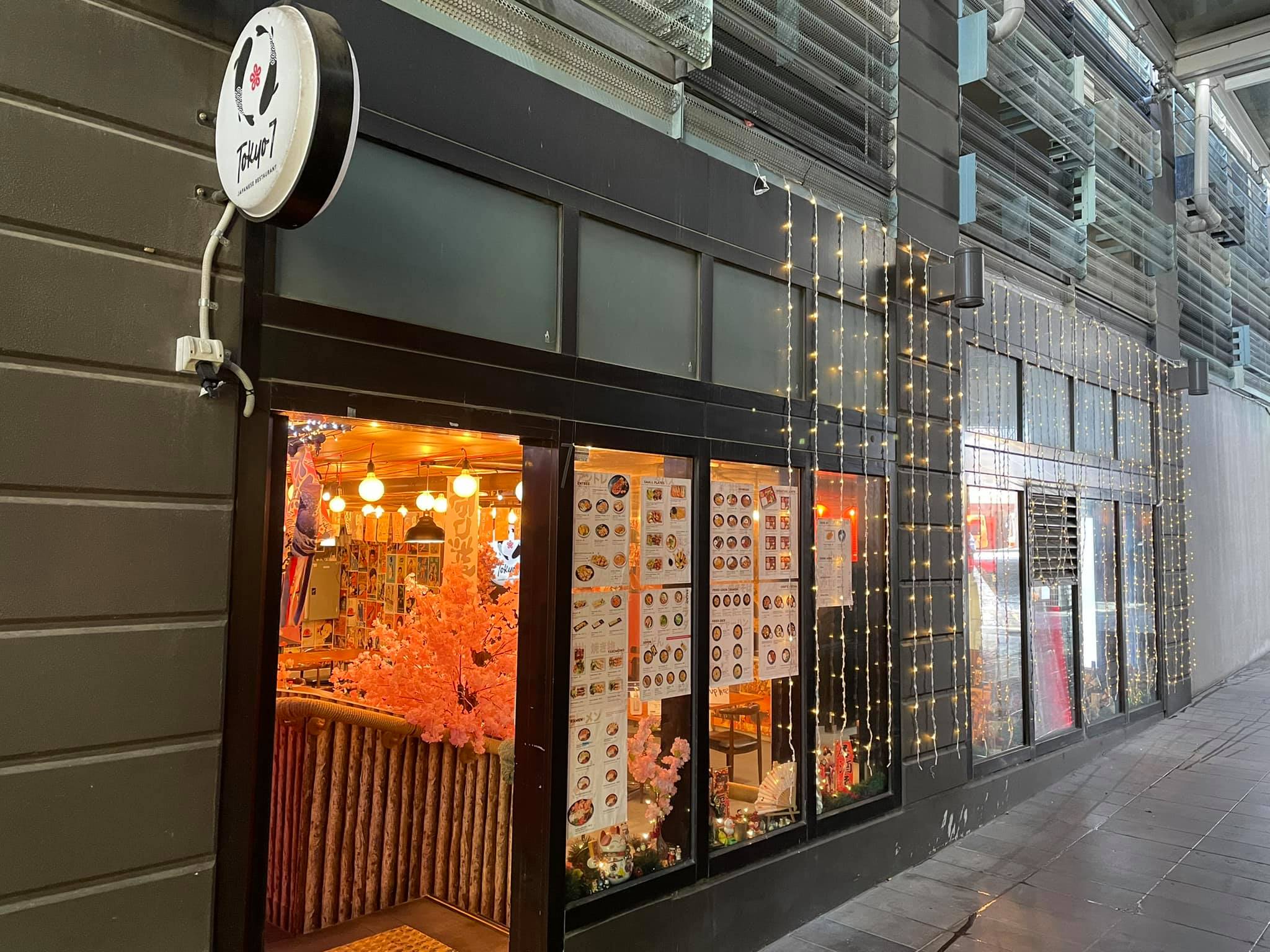 Tokyo 7 Japanese Restaurant