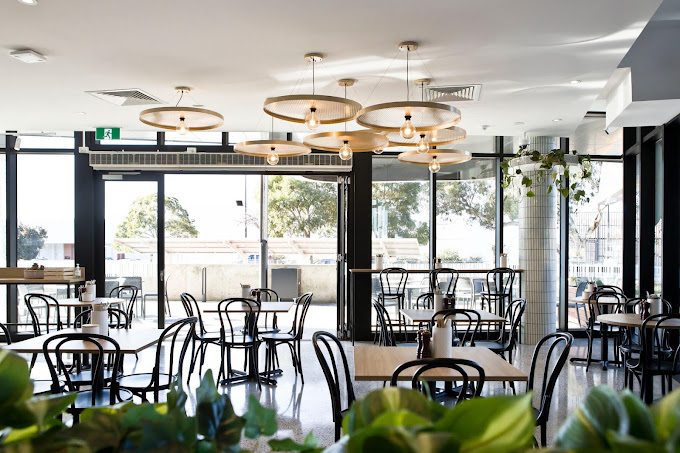 8 Yolks Belmont