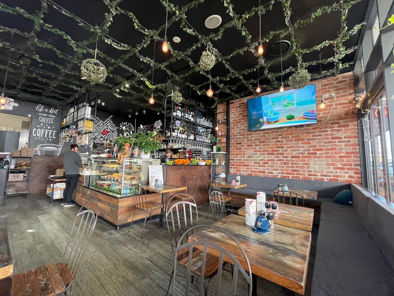 One Little Tree Cafe