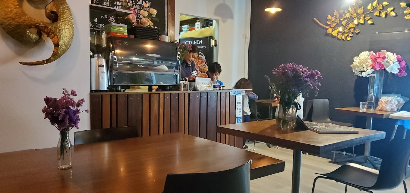 Twisted Thai