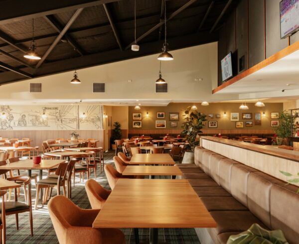 Browns Plains Hotel