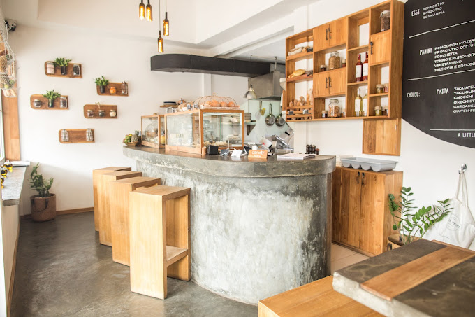 Bottega Italiana Batu Bolong