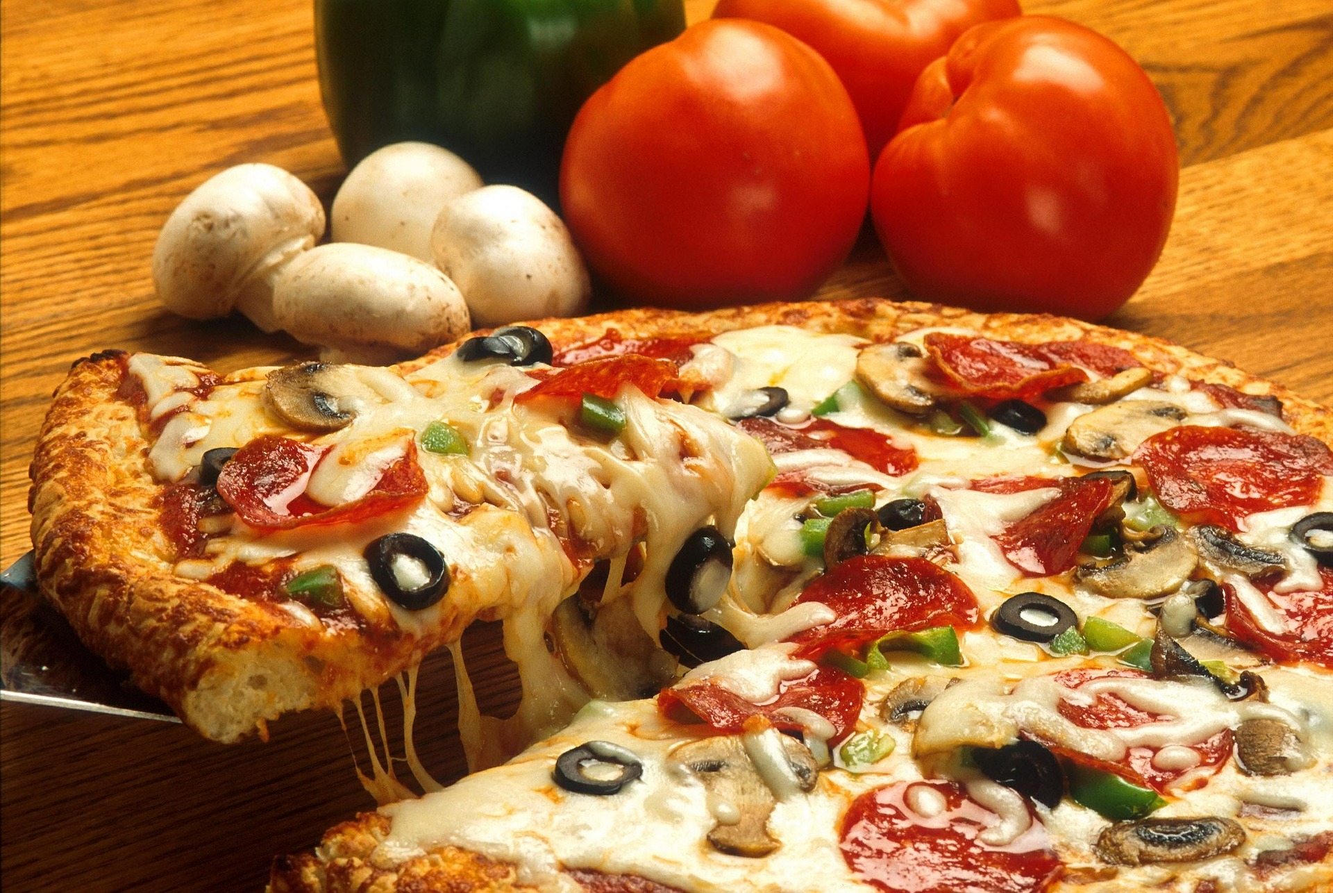 Log Cabin Pizza