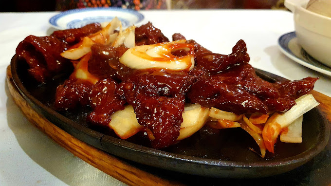 Lees Fortuna Court Chinese Restaurant