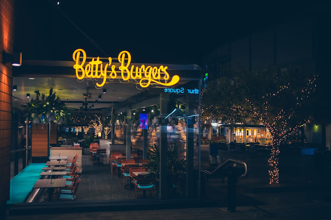 Betty's Burgers