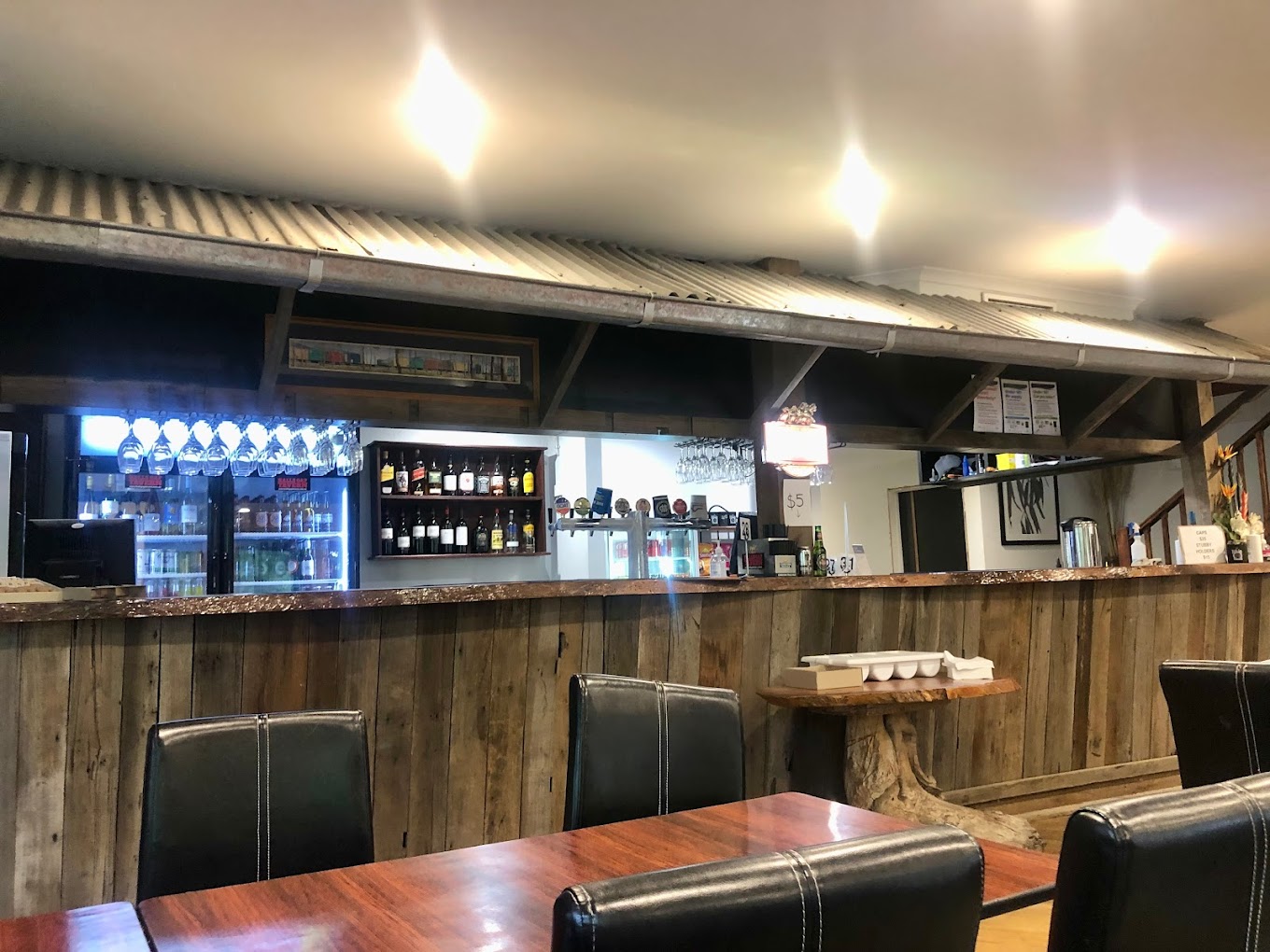 Halls Gap Tavern