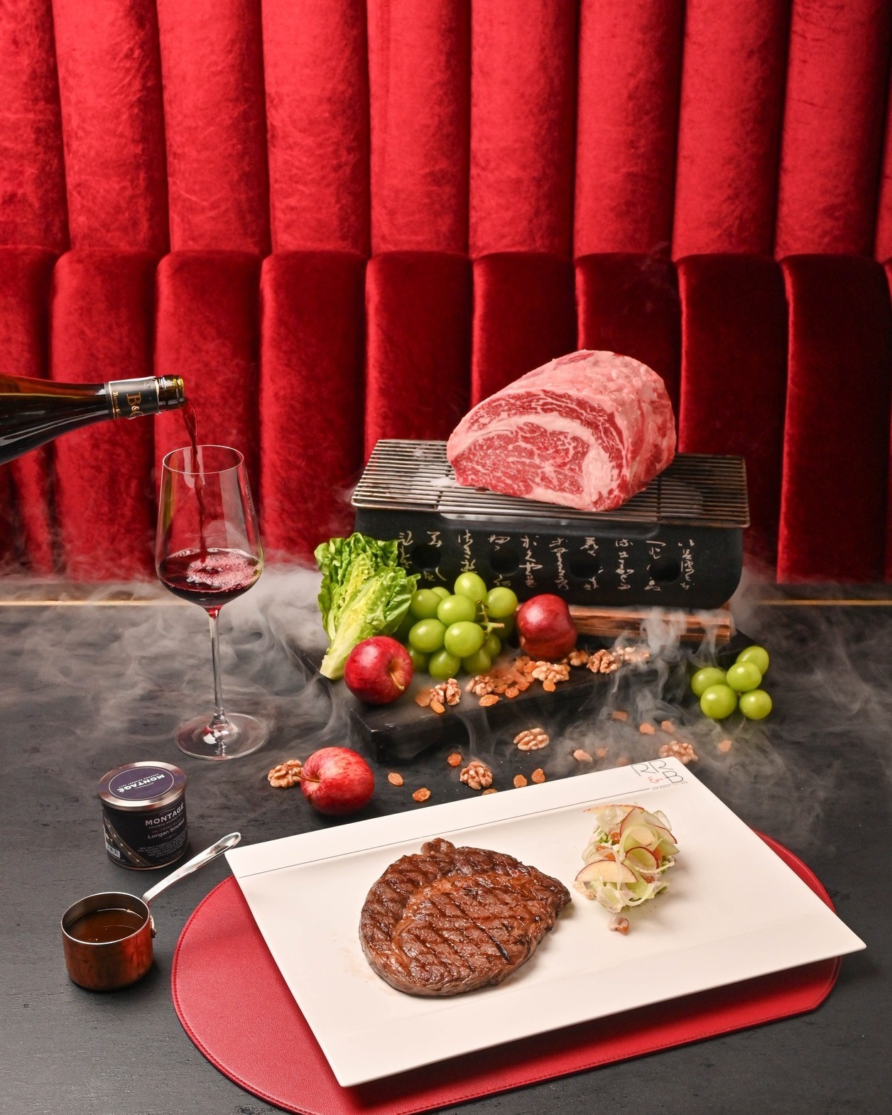Rib Room & Bar Steakhouse