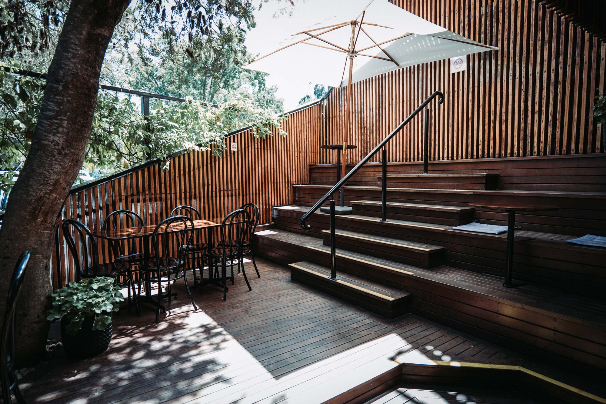 Herd Bar and Grill