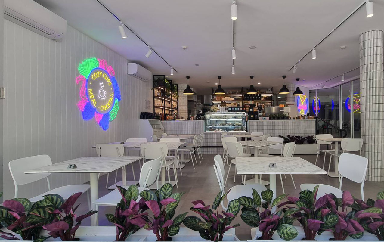 Cozy Cups: Cafe & Dessert