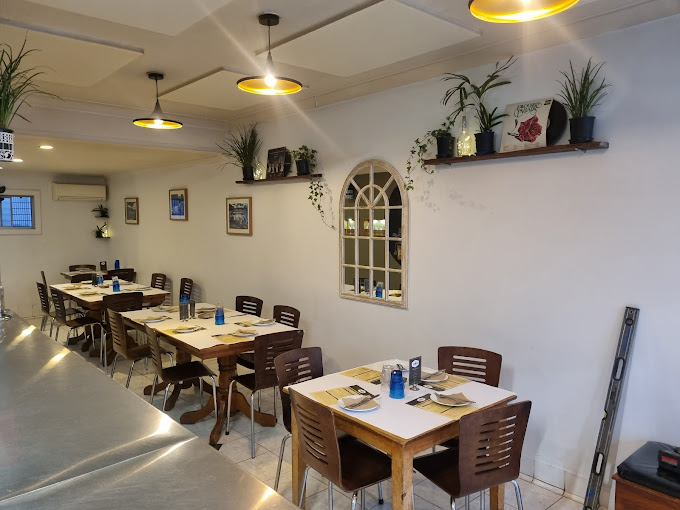 The Allambie Pizza Shop