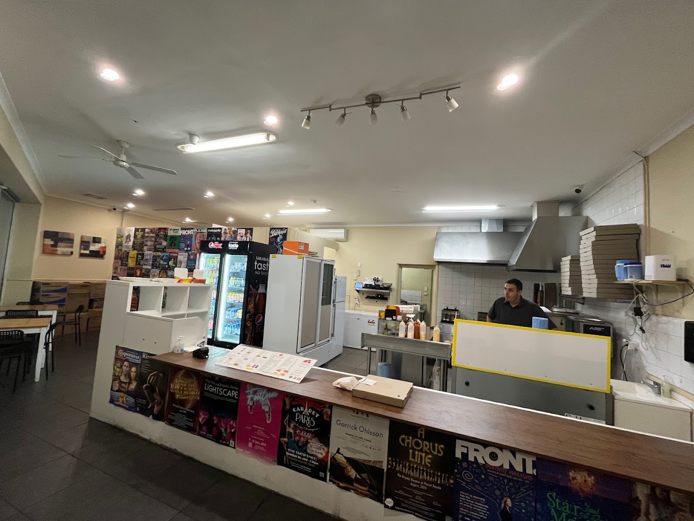 Ozzie's Kebab & Pizza