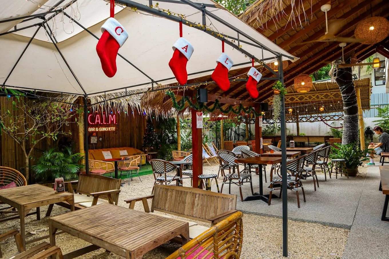 CALM Bangkok - Grill, Garden & Guinguette