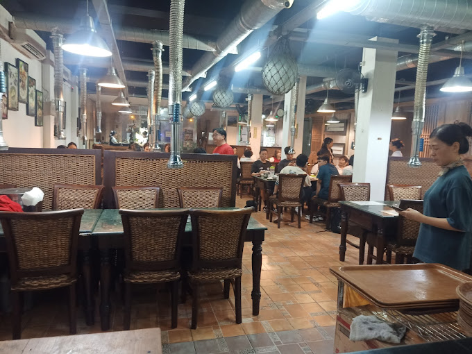 The Grill House Restaurant