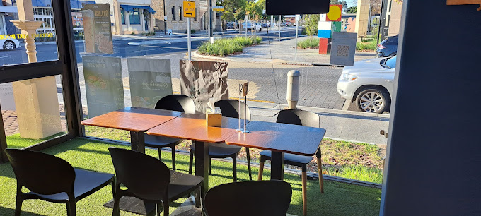 Benny's American Burgers - Woodville