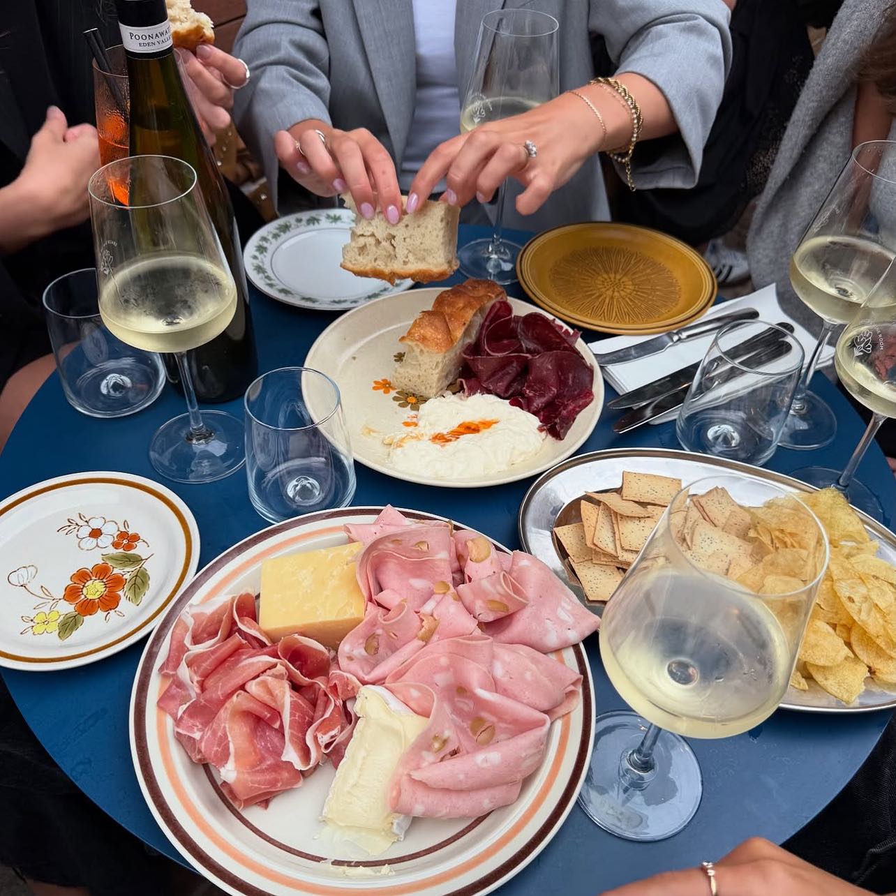 Gracie's Wine Room