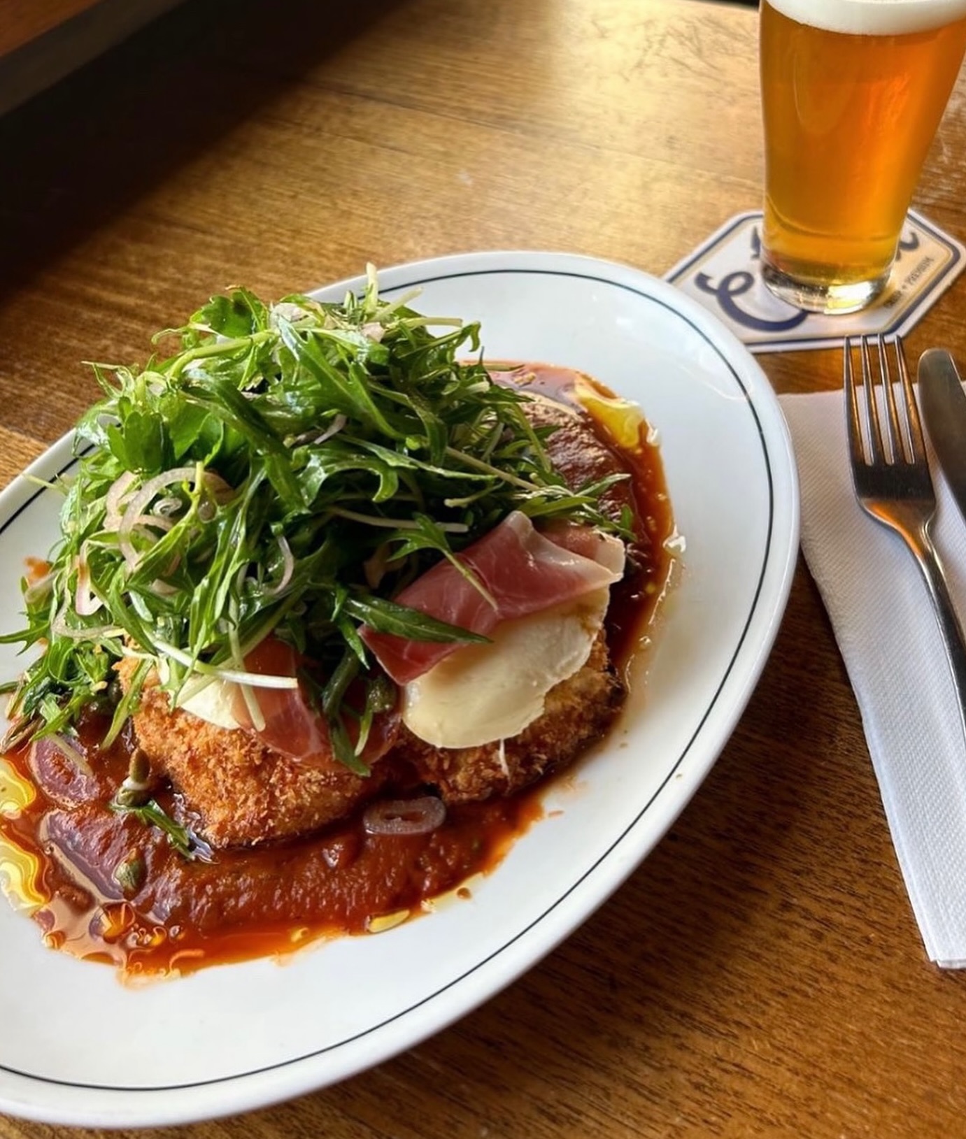 Fitzroy Town Hall Hotel