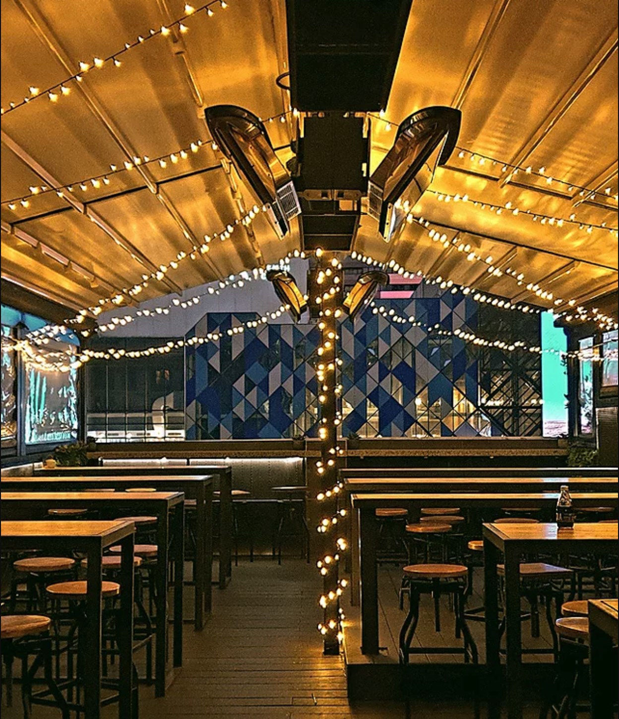 Goldilocks Rooftop Bar
