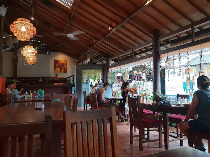 Tutmak warung kopi
