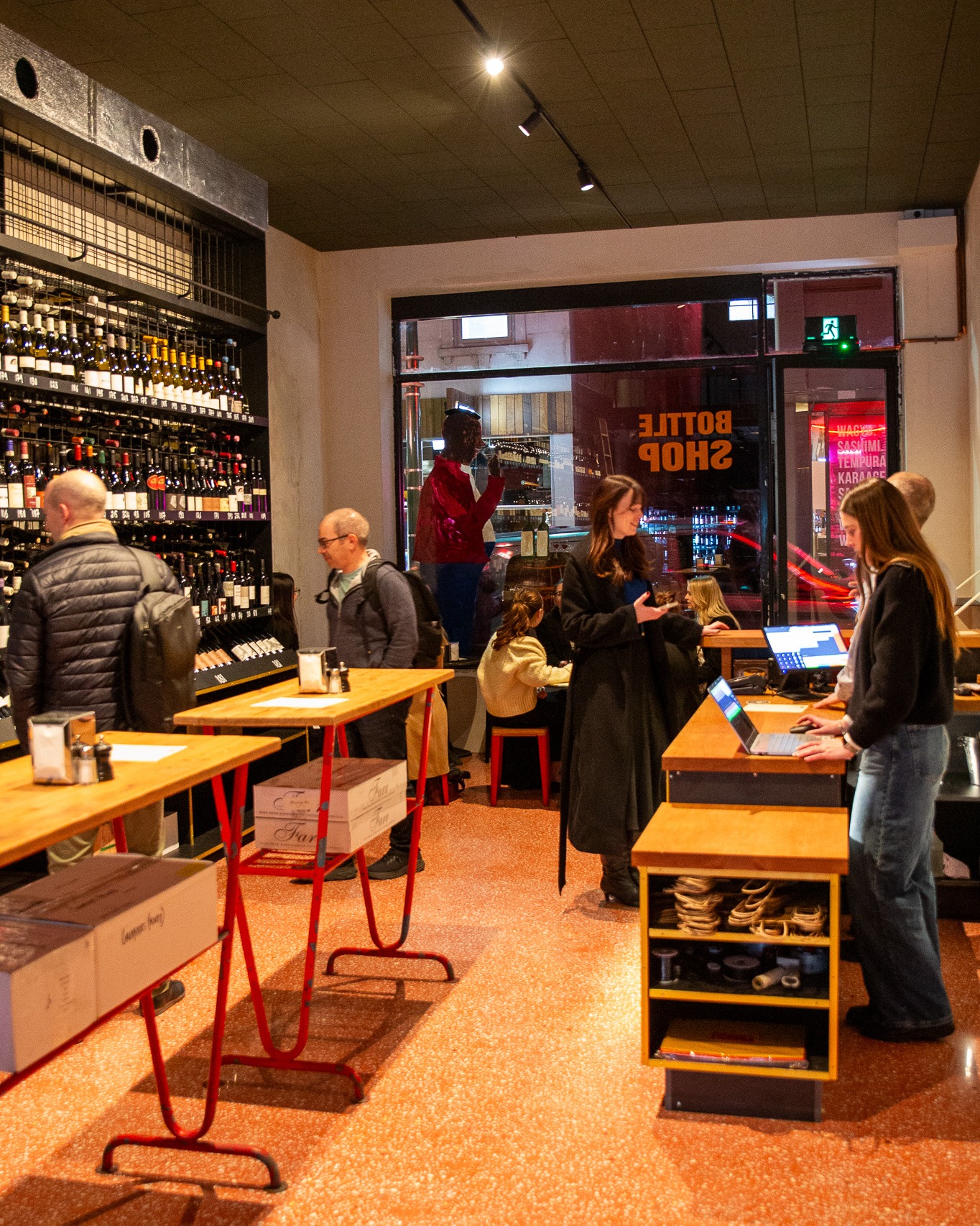 Le Pub and Bottle Shop