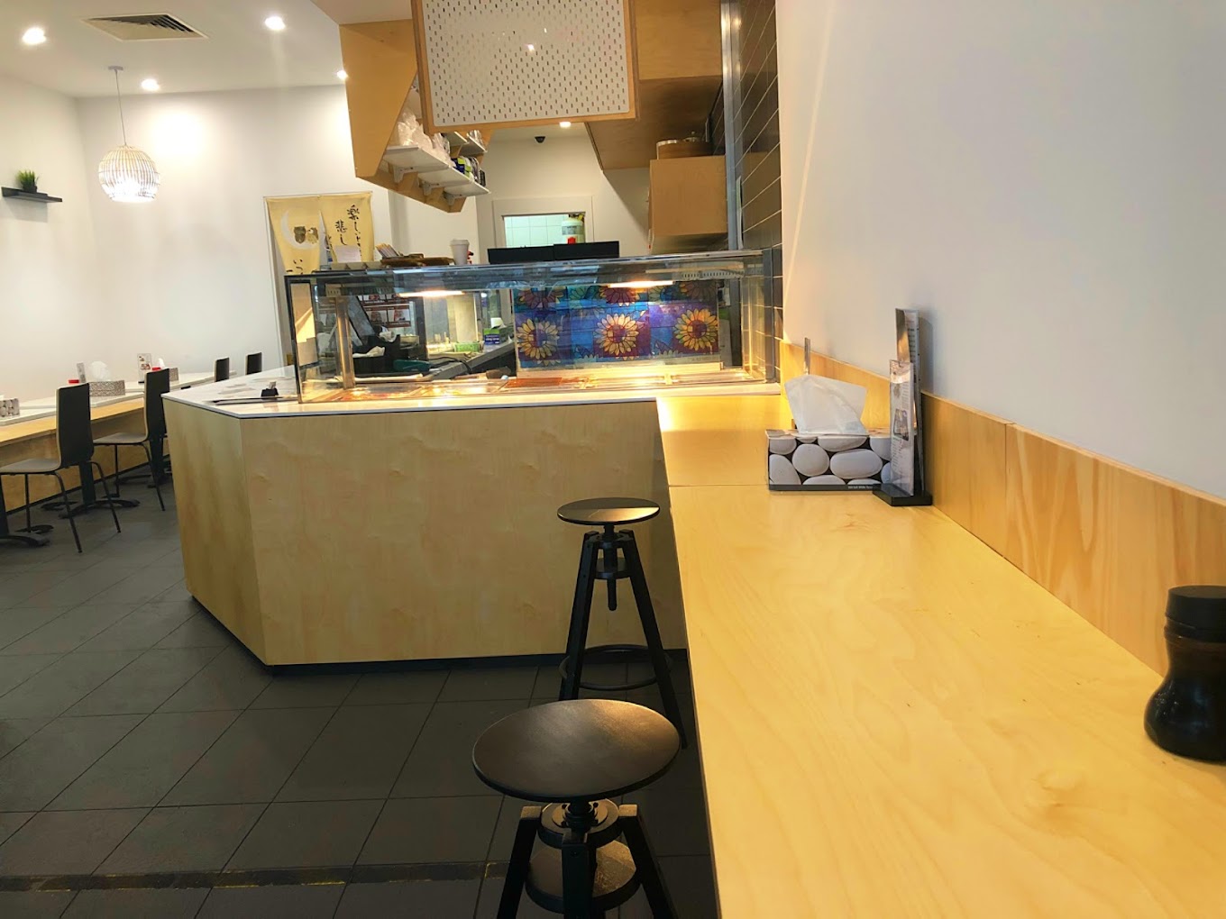 Niko Niko Sushi