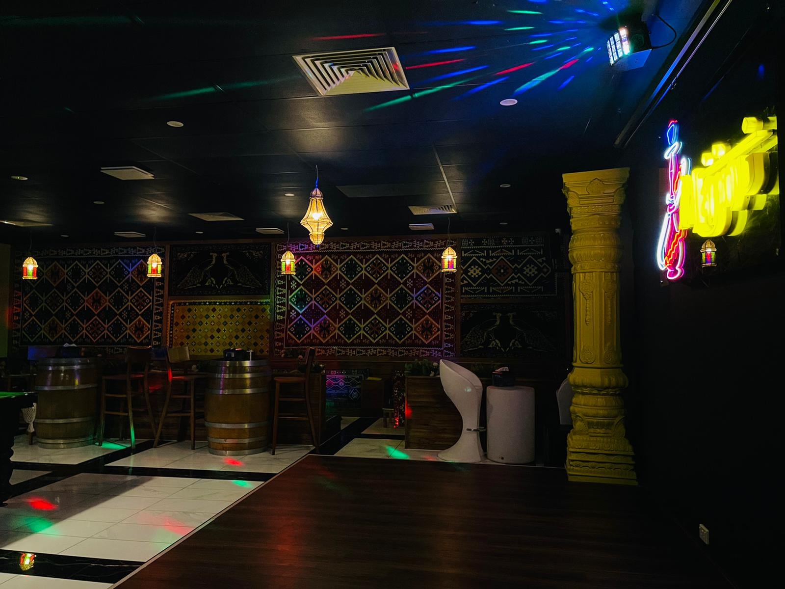 Majnu Restaurant and Shisha Bar
