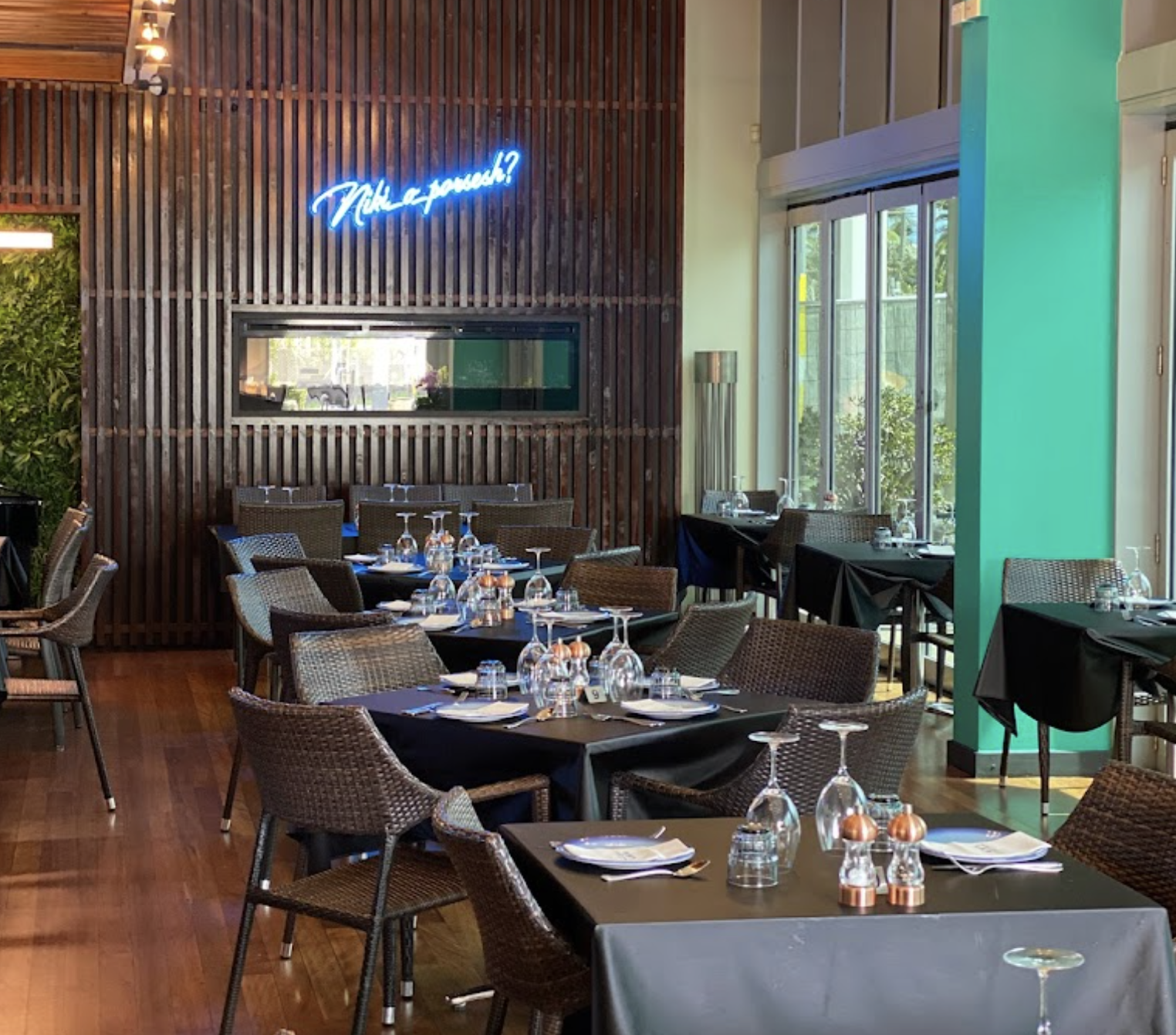 Shiraz - Best Persian Restaurant + Bar