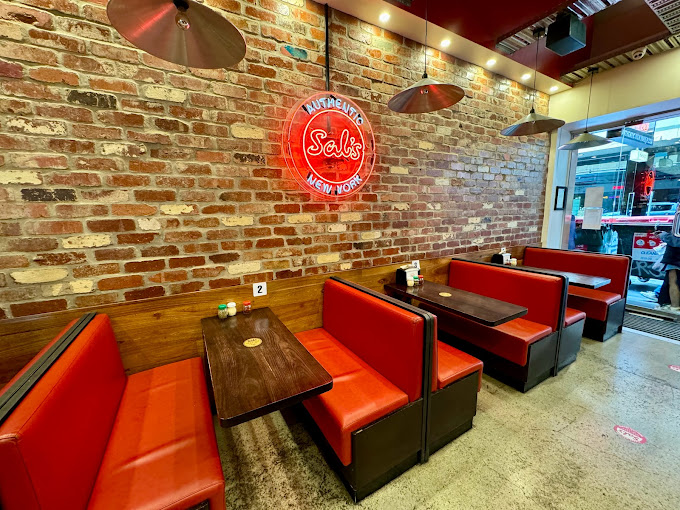 Sal's Authentic New York Pizza - Flinders Lane