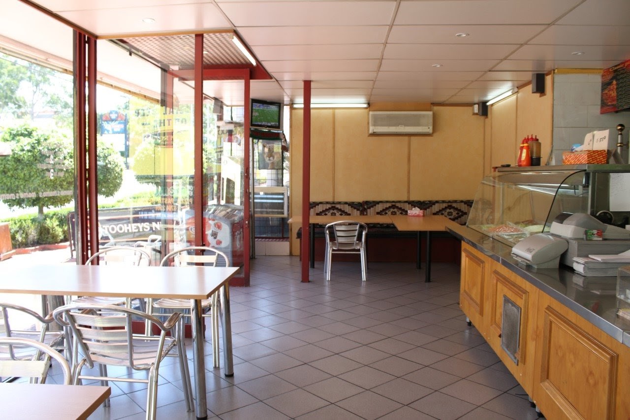 Memo's Pizza, Pasta & Kebab