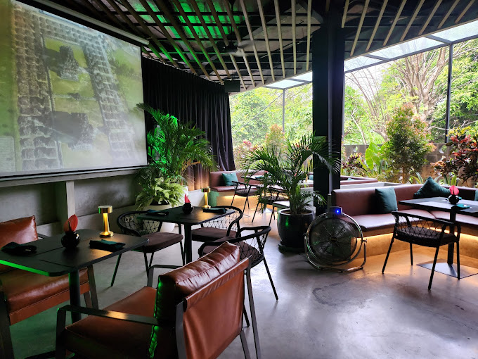 HEDONIST restaurant | lounge | bar