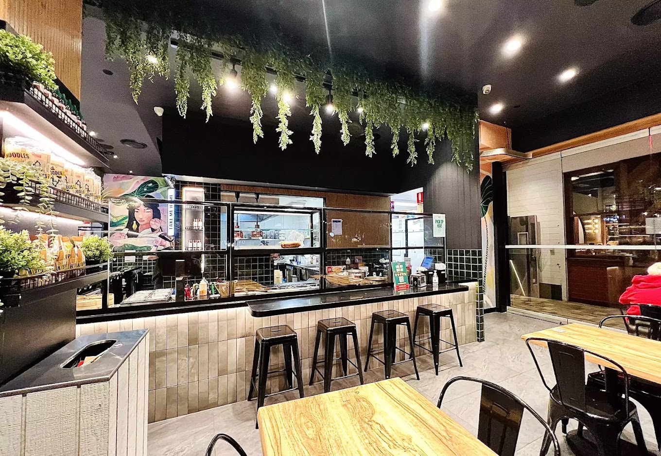 Roll'd Coomera