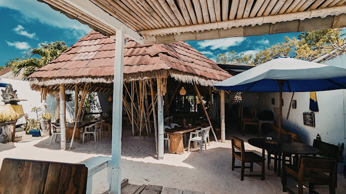 Warung Bambu
