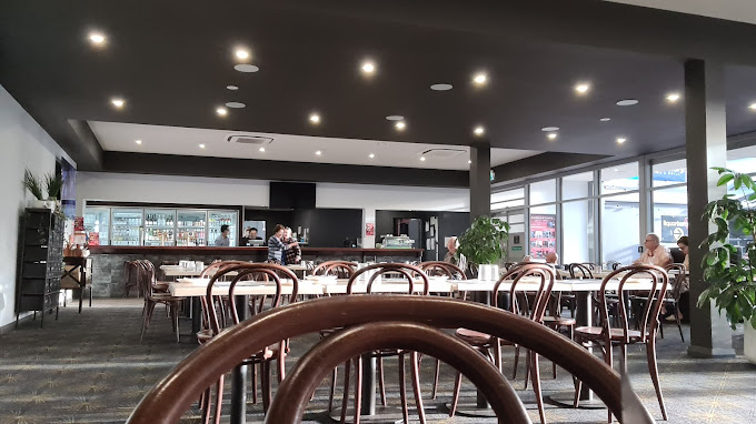 Carrington's Bar and Grill
