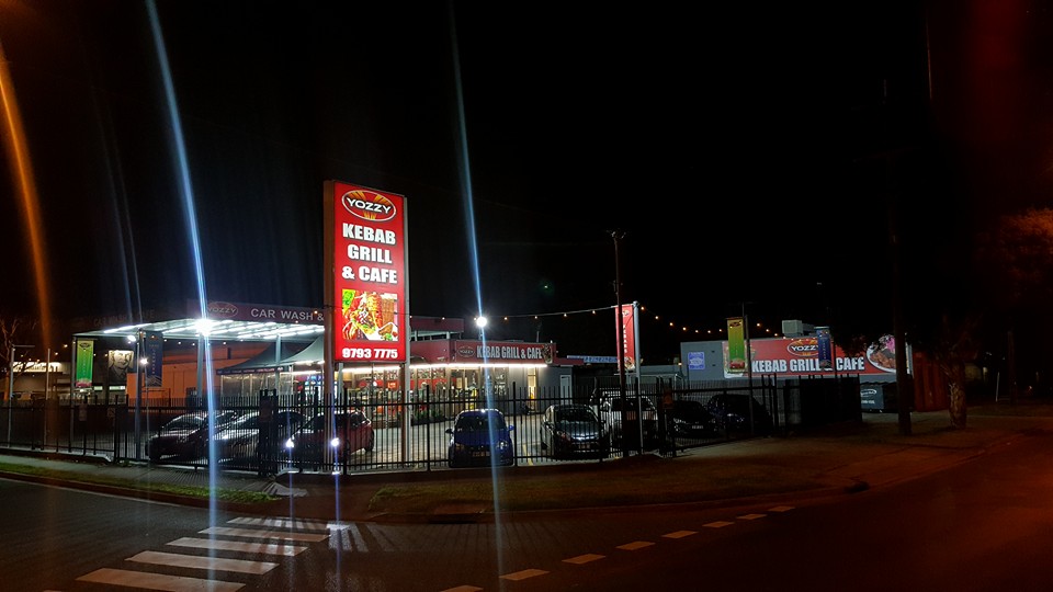 Yozzy Kebab Grill & Cafe