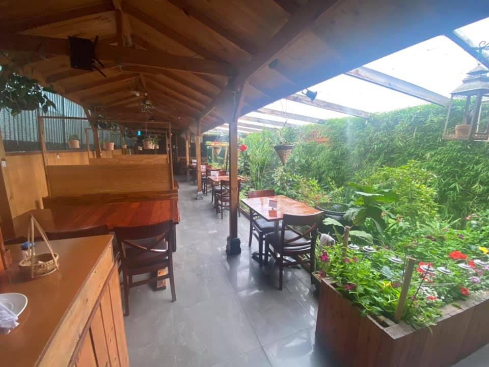 Blue Bamboo Restaurant and Cafe