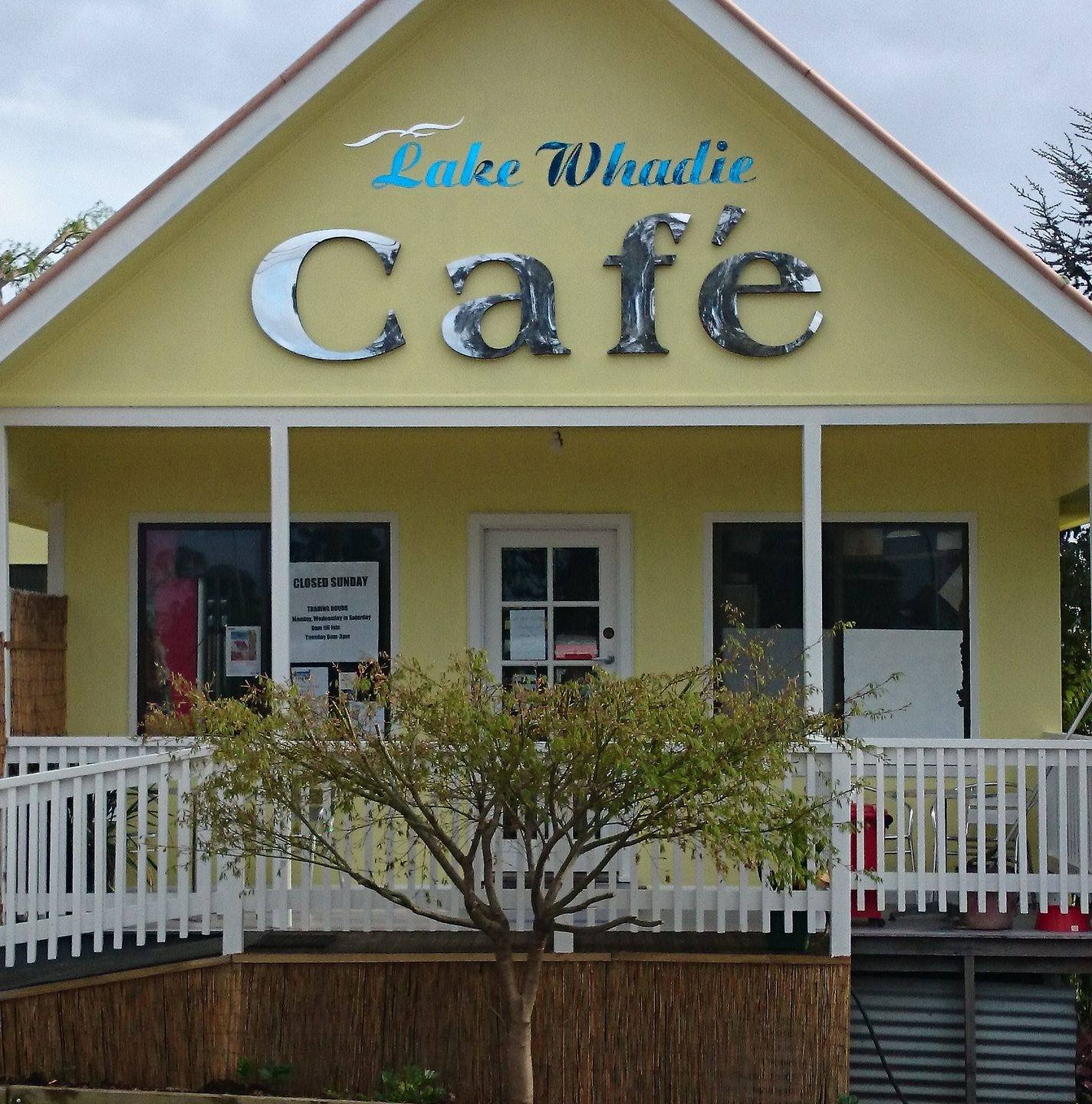 Lake Whadie Cafe and Indian Restaurant