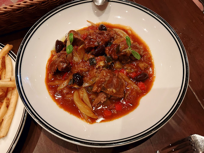 Bistro Papillon