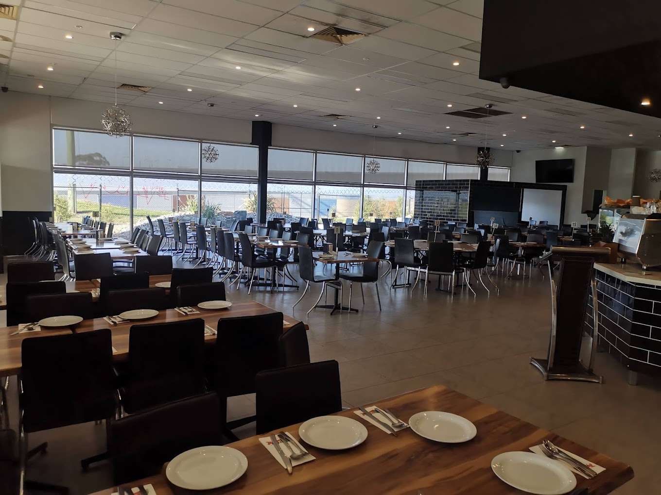 Tiba's Restaurant Roxburgh Park