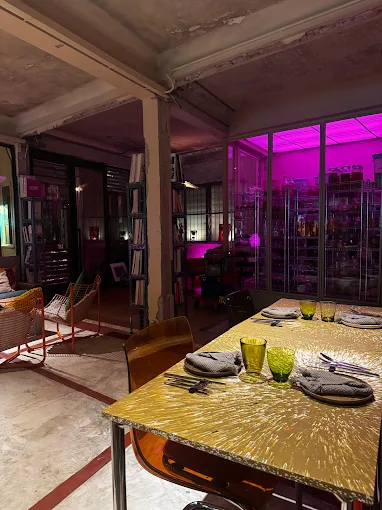 Electric Sheep Restaurant