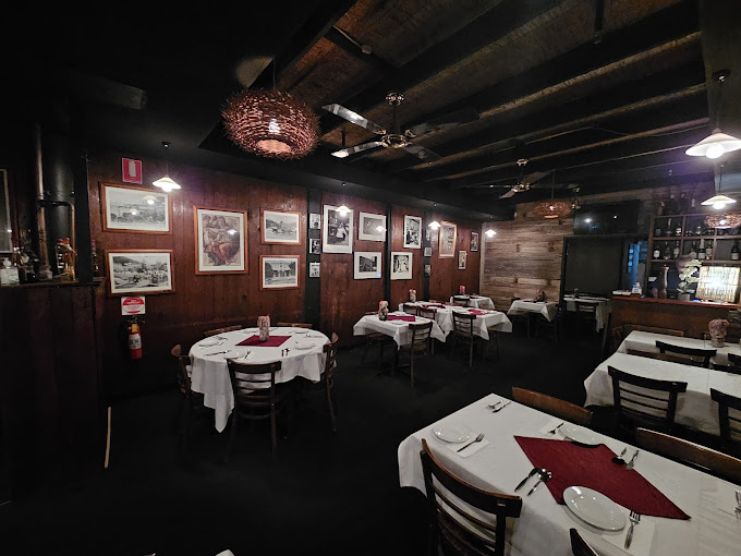 Amici Trattoria Restaurant