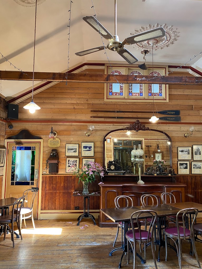 Fairfield Park Boathouse & Tea Gardens