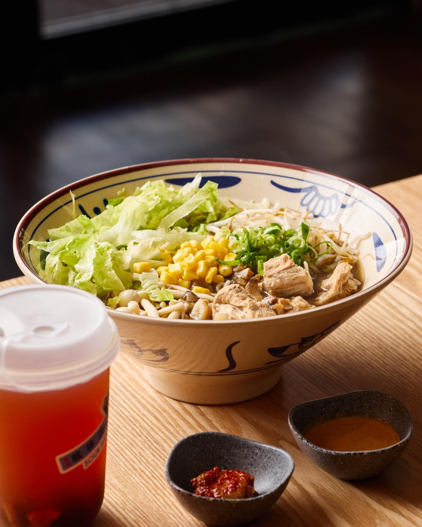 Miss 7 Noodle House 柒彩