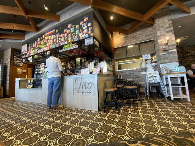 Uno Caffe & Pizzeria