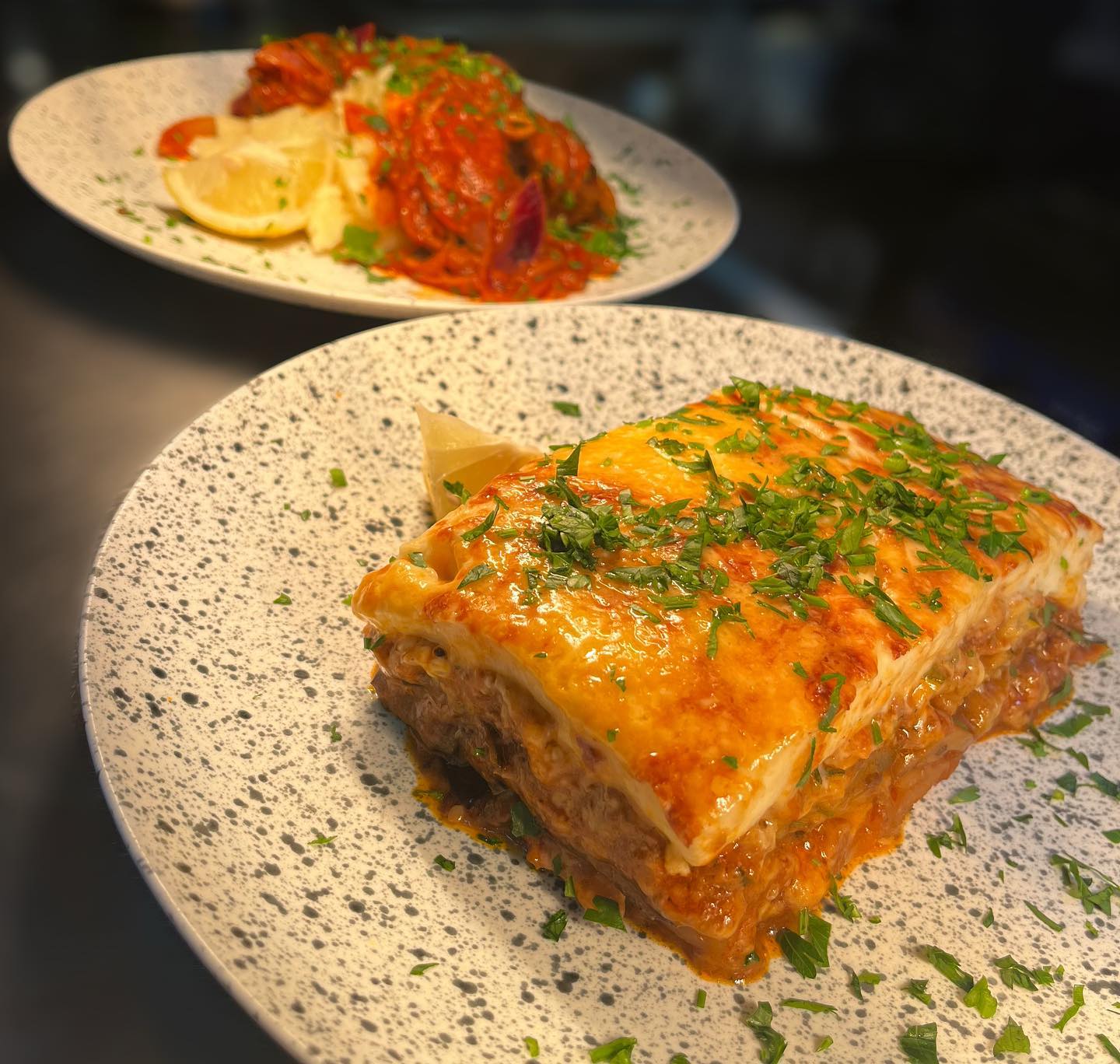 Eos Greek Tavern