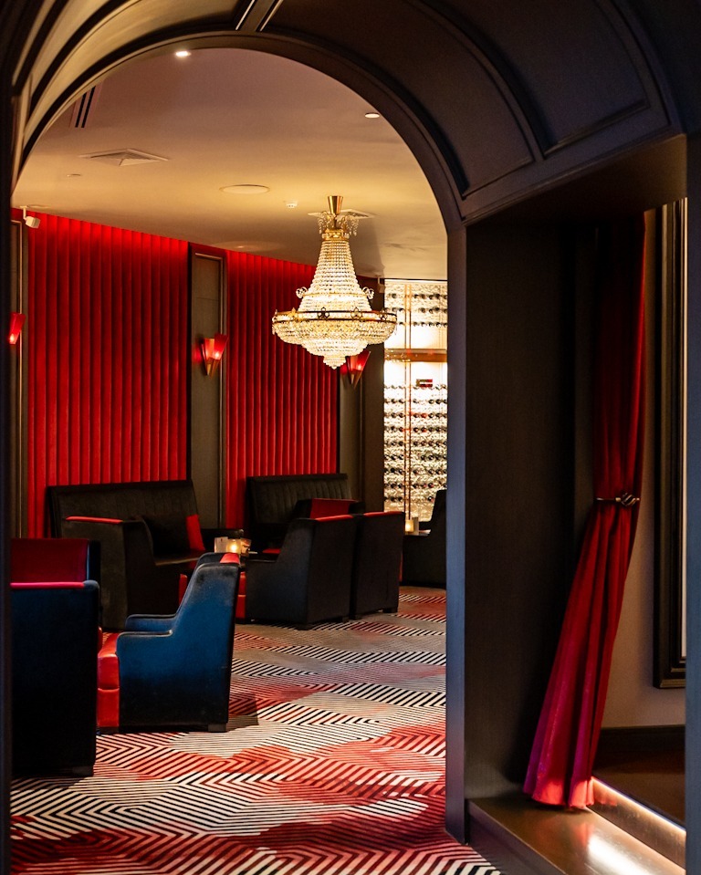 Rib Room & Bar Steakhouse