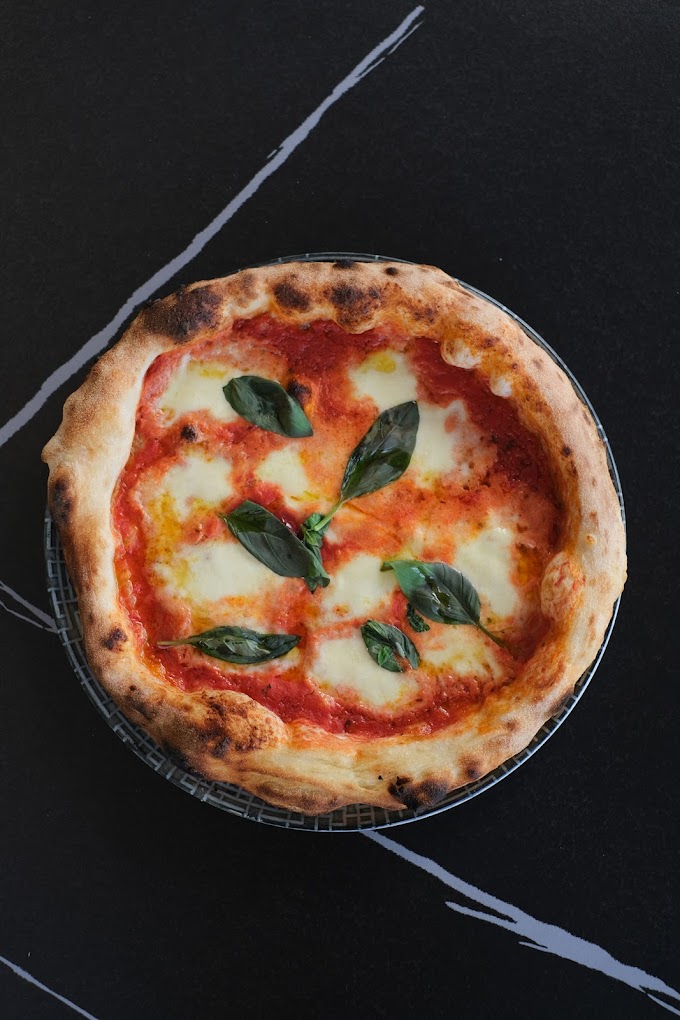 La Calabrese Pizzeria