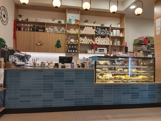 Molly's Corner Cafe