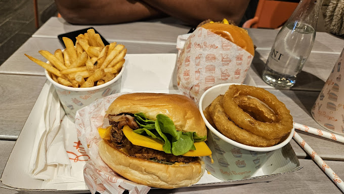 Betty's Burgers