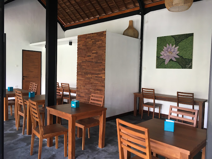 Warung Nasi Men Lotri